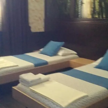 Mer's 2* Tirana